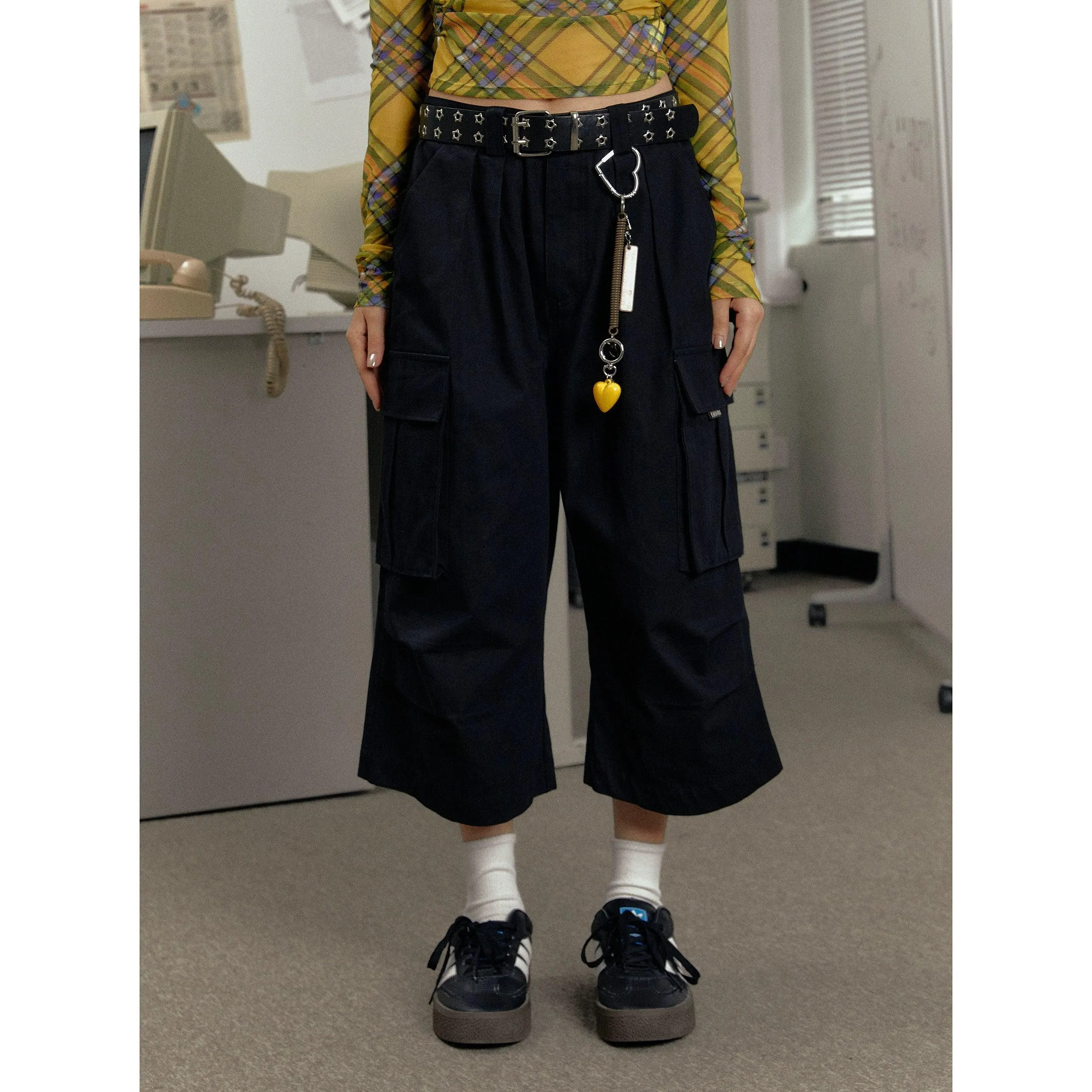 Ezek Wide Leg Cargo Culottes - High-Waisted Loose Fit Cropped Pants With Multiple Pockets