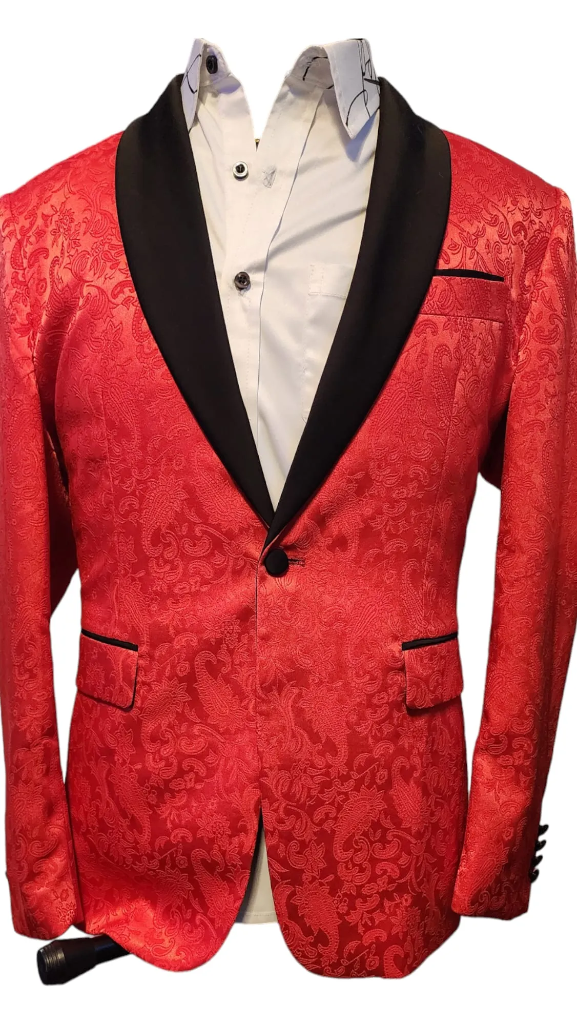 Regal Paisley Charm Men’s Tuxedo Jacket