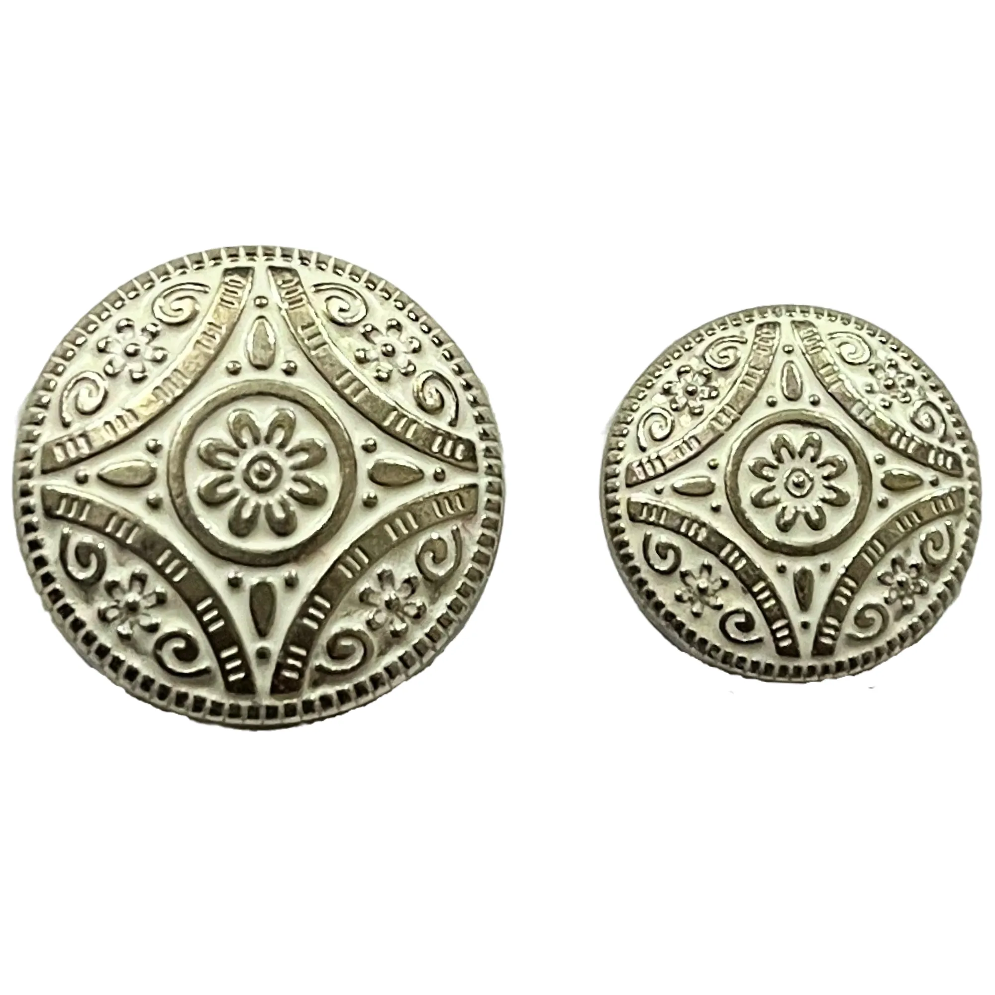 White & Silver Color Attractive Regal Traditional 1 Hole Round Metal Buttons