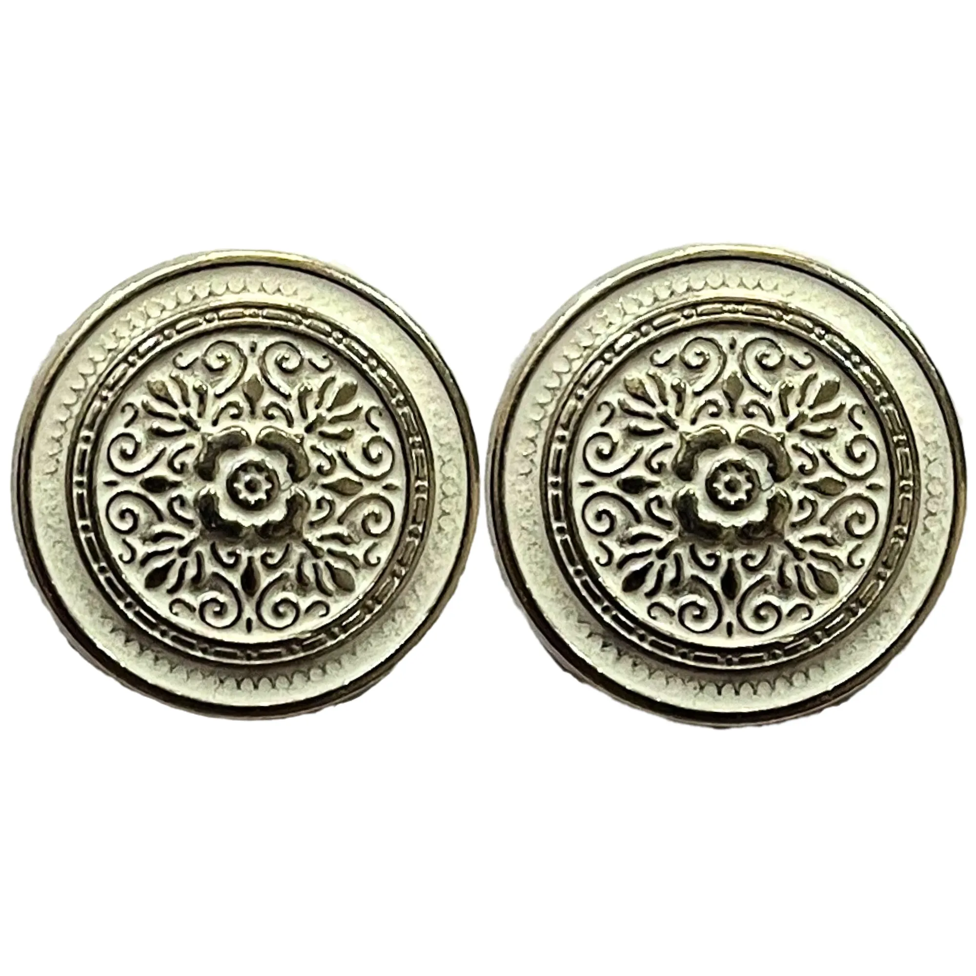 White & Silver Eye Catchy Floral 1 Hole Round Metal Buttons